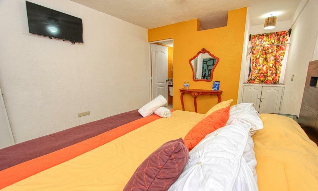 Hotel Spa Maggic Home Panoramica กัวนาฮัวโต ภายนอก รูปภาพ