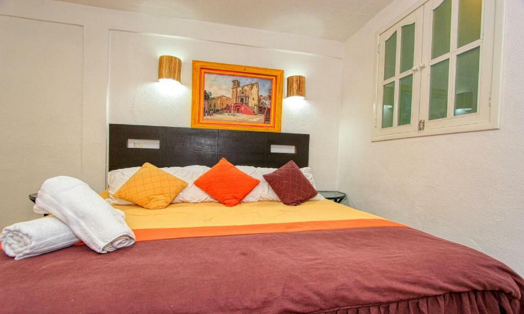 Hotel Spa Maggic Home Panoramica กัวนาฮัวโต ภายนอก รูปภาพ